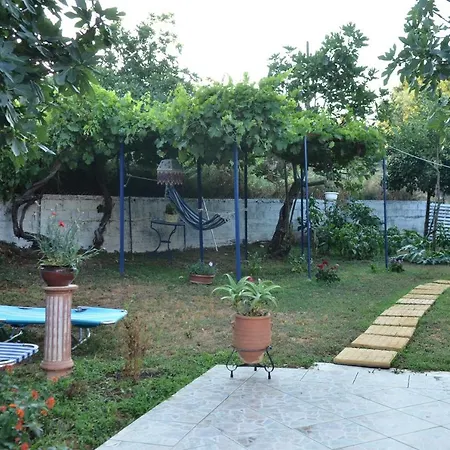 Doloi Garden House *